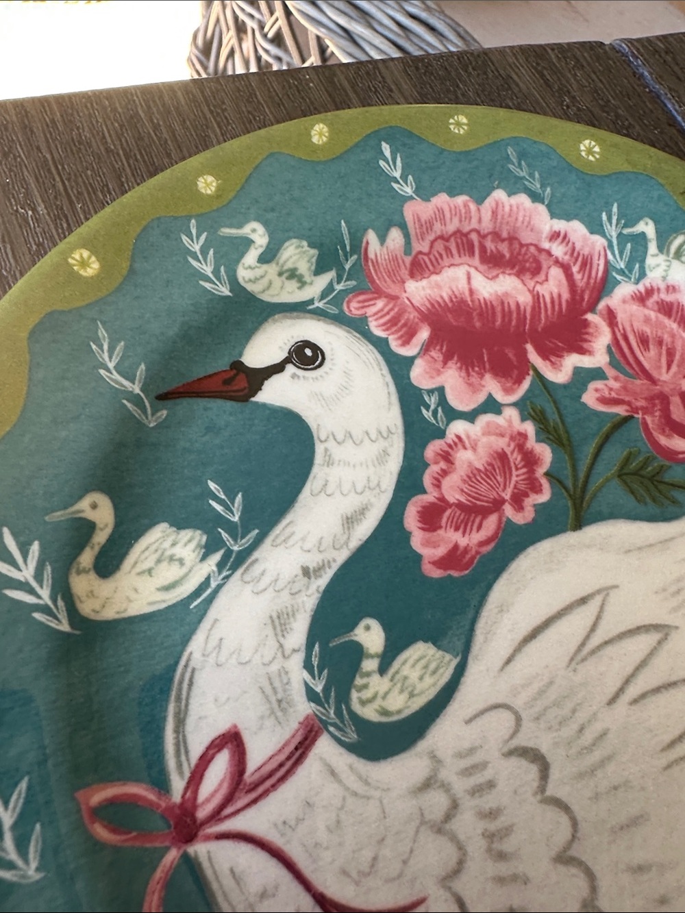 Anthropologie Emily Maude holiday collectible plate excellent 8D - Picture 4 of 5